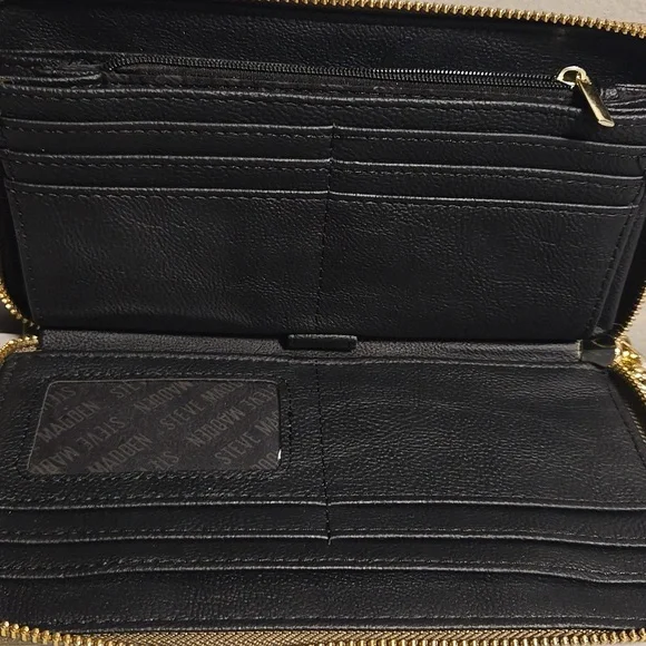 Steve Madden NWOT Green Wristlet - Picture 3 of 9